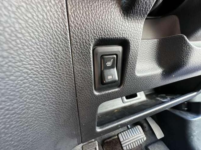 デイズルークスハイウェイスターX 4WD　片側パワースライドドア　SDナビ　Bluetooth　フルセグTV 　アラウンドビューモニター　バックモニター　インテリジェントキー　プッシュスタート　運転席シートヒーター　純正アルミホイール夏　EGスターター 660