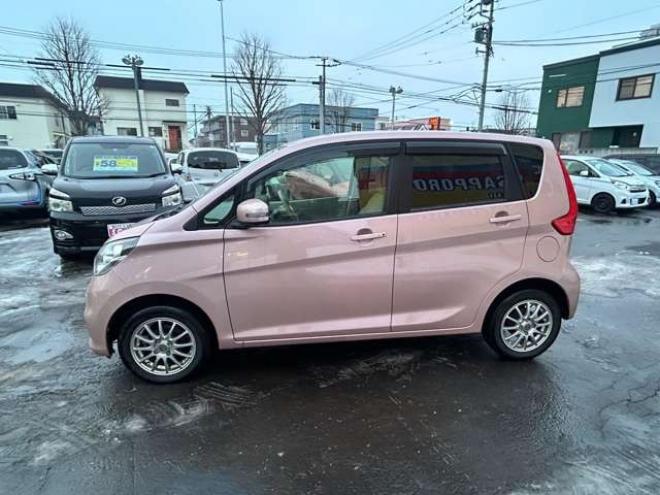 デイズX 4WD　アラウンドビューモニター　ナビフルセグTVバックモニターシートヒーター 660