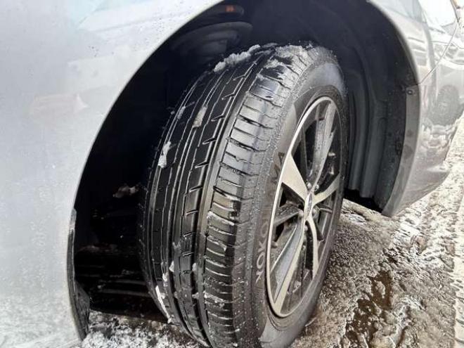 インプレッサスポーツ 1.6 i-L アイサイト 4WD　 1600