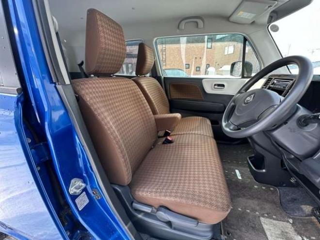 モコX FOUR 4WD　プッシュスタート　シートヒーター　社外CDオーディオ　社外アルミホイール冬　スチールホイール夏　インテリキー 660