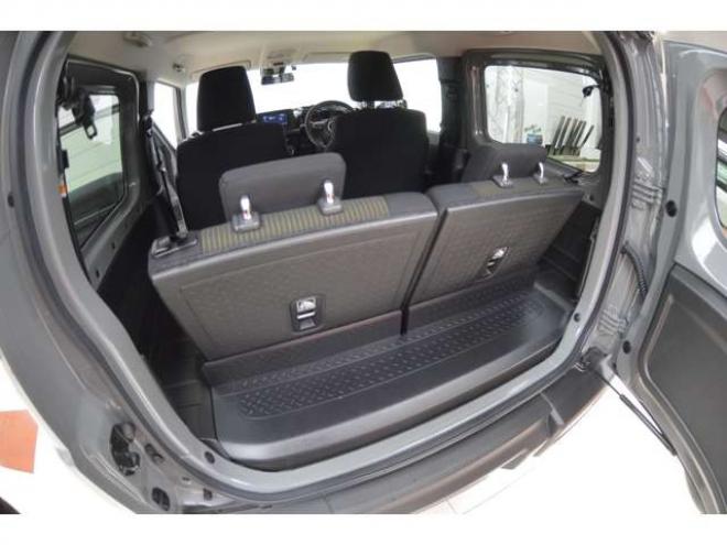 ジムニーXC 4WD　ワンオーナー車F5速マニュアル4WDターボセーフティサポート搭載アイドリングストップ横滑り防止装置ディスプレイオーディオハイビームアシストLEDライトクルーズコントロール 660