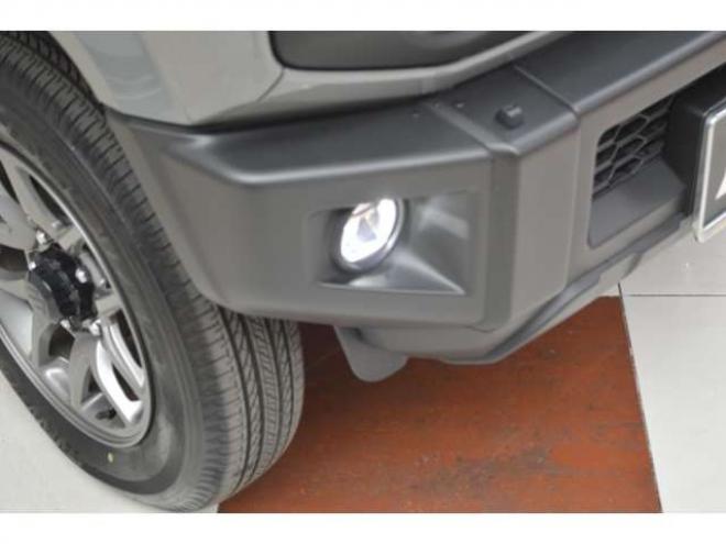 ジムニーXC 4WD　ワンオーナー車F5速マニュアル4WDターボセーフティサポート搭載アイドリングストップ横滑り防止装置ディスプレイオーディオハイビームアシストLEDライトクルーズコントロール 660