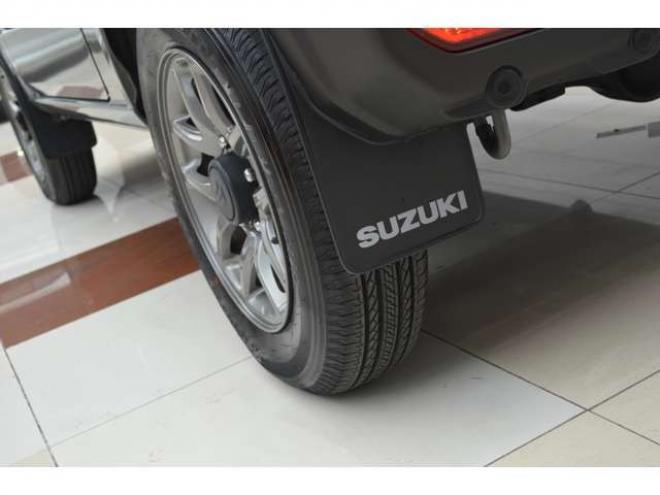 ジムニーXC 4WD　ワンオーナー車F5速マニュアル4WDターボセーフティサポート搭載アイドリングストップ横滑り防止装置ディスプレイオーディオハイビームアシストLEDライトクルーズコントロール 660