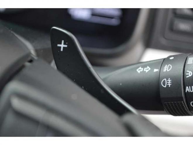 イグニス1.2 ハイブリッド MZ 4WD　ワンオーナー車ハイブリッド4WDセーフティサポート搭載アイドリングストップパドルシフト8インチナビTVドライブレコーダーETCハイビームアシストLEDクルーズコントロール 1200