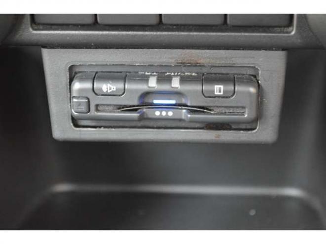 イグニス1.2 ハイブリッド MZ 4WD　ワンオーナー車ハイブリッド4WDセーフティサポート搭載アイドリングストップパドルシフト8インチナビTVドライブレコーダーETCハイビームアシストLEDクルーズコントロール 1200