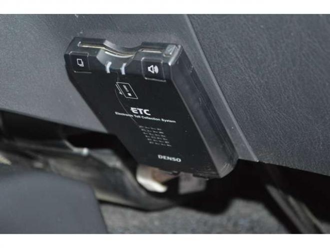 ジムニーランドベンチャー 4WD　ワンオーナー特別仕様車5速マニュアル4WDターボハーフレザーシートヒーターETCドライブレコーダー 660