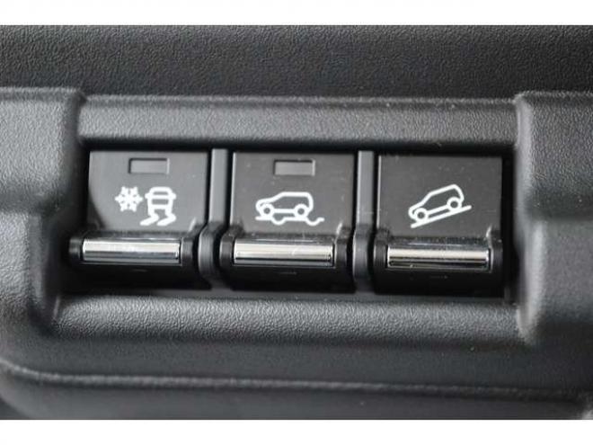 ハスラータフワイルドターボ 4WD　ワンオーナー車ハイブリッド4WDターボセーフティサポート搭載アダプティブクルーズコントロール7インチワイドナビTVパドルシフトハイビームアシストLEDライト 660