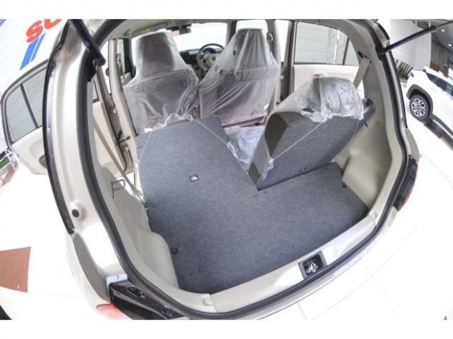 ラパンLC 660 ハイブリッド X 4WD　ハイブリット4WD全方位モニタ用カメラパッケージセーフティサポート搭載スズキコネクト対応機装着車ハイビームアシストLEDライト横滑り防止装置シートヒーター 登録済未使用車 660