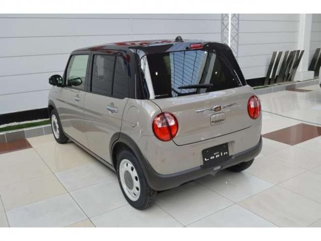 ラパンLC 660 ハイブリッド X 4WD　ハイブリット4WD全方位モニタ用カメラパッケージセーフティサポート搭載スズキコネクト対応機装着車ハイビームアシストLEDライト横滑り防止装置シートヒーター 登録済未使用車 660