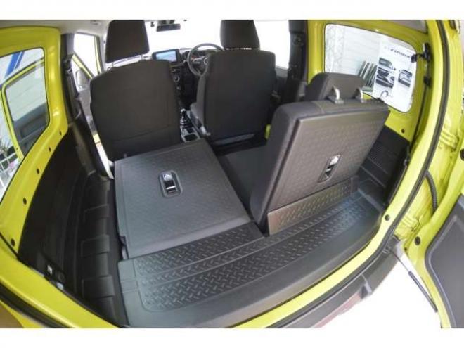 ジムニーXC 4WD　ワンオーナー車5速マニュアル4WDターボセーフティサポート搭載8インチナビTVドライブレコーダーLEDライトETCクルーズコントロール純正マットフラップ 660