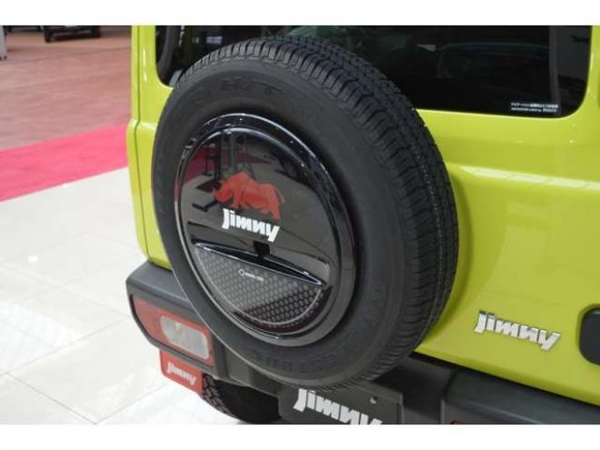 ジムニーXC 4WD　ワンオーナー車5速マニュアル4WDターボセーフティサポート搭載8インチナビTVドライブレコーダーLEDライトETCクルーズコントロール純正マットフラップ 660