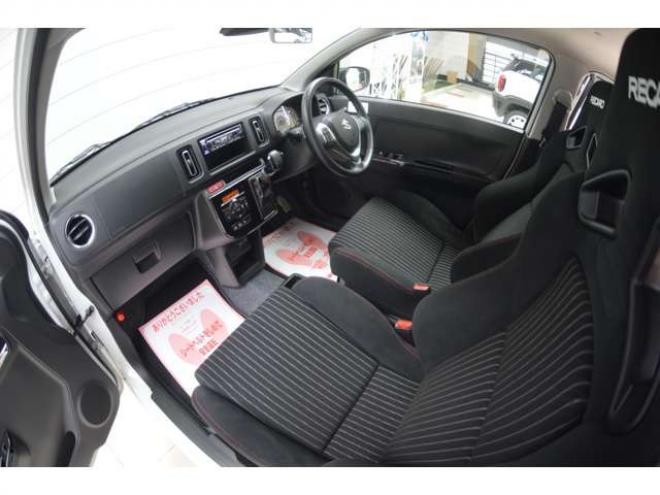 アルトワークス 660 オートギヤシフト 4WD　ワンオーナー車4WDターボオートギアシフトセーフティサポート搭載車アイドリングストップ横滑り防止装置ハイビームアシストLEDライトRECAROシートCDスマートキーETC 660