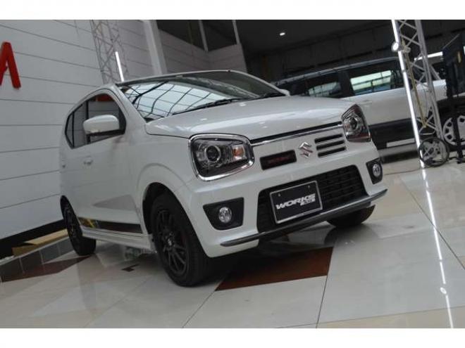 アルトワークス 660 オートギヤシフト 4WD　ワンオーナー車4WDターボオートギアシフトセーフティサポート搭載車アイドリングストップ横滑り防止装置ハイビームアシストLEDライトRECAROシートCDスマートキーETC 660