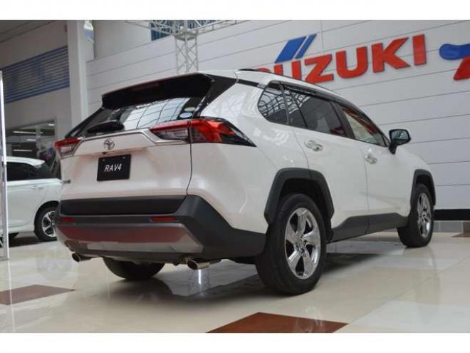 RAV-42.0 G 4WD　ワンオーナー車4WDプリクラッシュセーフティ黒革シートヒーターレーダークルーズコントロール8インチナビTVバックカメラLEDパワーバックドアステアリングヒーター横滑り防止装置パーキングセンサー 2000