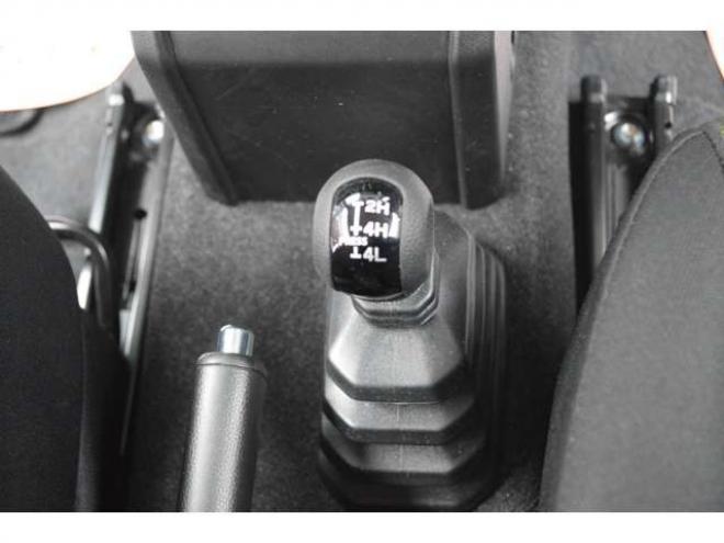 ジムニーXC 4WD　ワンオーナー車4WDターボセーフティサポート搭載アイドリングストップ横滑り防止装置7インチナビTVバックカメラハイビームアシストLEDライトETCクルーズコントロールドライブレコーダー 660