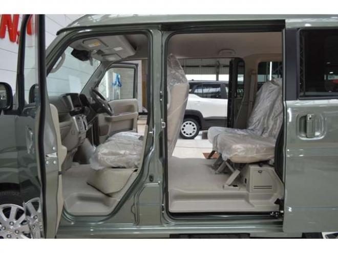 エブリィワゴン PZターボスペシャル ハイルーフ 4WD　届出済未使用車4WDターボハイルーフセーフティサポート搭載アイドリングストップ純正バックカメラ付ディスプレイオーディオ両側オートスライドドアオートステップリアパーキングセンサーハイビームアシストLED 660