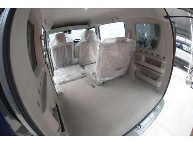 エブリィワゴン PZターボスペシャル ハイルーフ 4WD　届出済未使用車4WDターボハイルーフセーフティサポート搭載アイドリングストップ純正バックカメラ付ディスプレイオーディオ両側オートスライドドアオートステップリアパーキングセンサーハイビームアシストLED 660