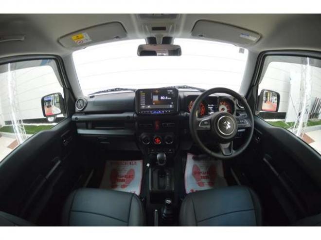 ジムニーXC 4WD　ワンオーナー車F5速マニュアル4WDターボセーフティサポート搭載アイドリングストップ横滑り防止装置11インチディスプレイオーディオハイビームアシストLEDライトクルーズコントロール 660