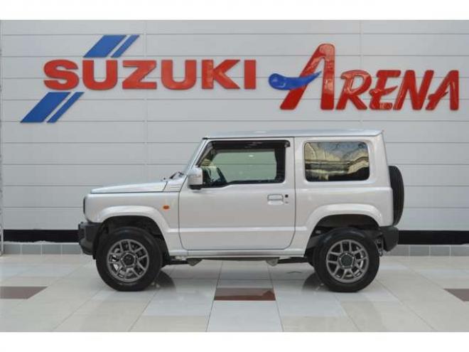ジムニーXC 4WD　ワンオーナー車F5速マニュアル4WDターボセーフティサポート搭載アイドリングストップ横滑り防止装置11インチディスプレイオーディオハイビームアシストLEDライトクルーズコントロール 660