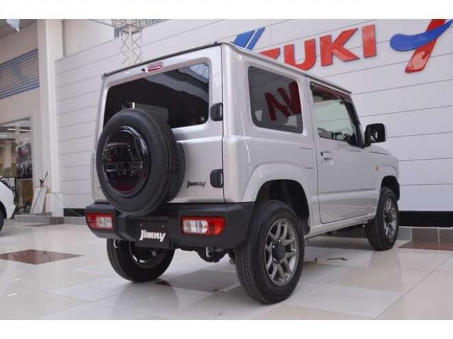 ジムニーXC 4WD　ワンオーナー車F5速マニュアル4WDターボセーフティサポート搭載アイドリングストップ横滑り防止装置11インチディスプレイオーディオハイビームアシストLEDライトクルーズコントロール 660