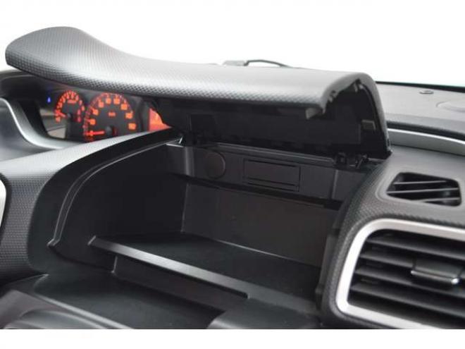 ソリオ1.2 G 4WD　ワンオーナー車4WD左オートスライドドア横滑り防止装置ドライブレコーダー社外14インチアルミ新品シートヒータースマートキー社外エンジンスターター 1200