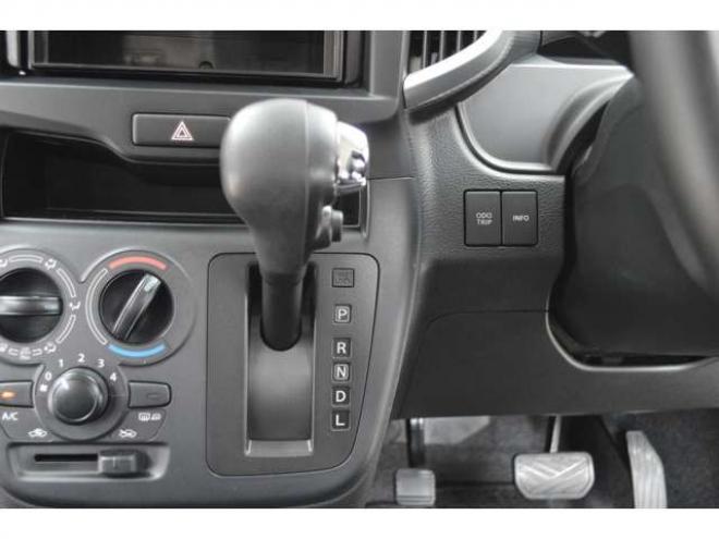 ソリオ1.2 G 4WD　ワンオーナー車4WD左オートスライドドア横滑り防止装置ドライブレコーダー社外14インチアルミ新品シートヒータースマートキー社外エンジンスターター 1200