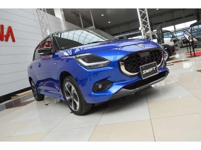 スイフト1.2 ハイブリッド MZ 4WD　ワンオーナー車ハイブリッド4WDセーフティサポート搭載スズキコネクト対応通信機装着車9インチ全方位モニターナビTVバックカメラ電動パーキングブレーキアダプティブクルーズコントロールLEDライト 1200