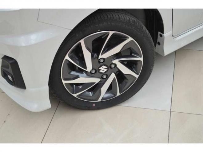 ワゴンRカスタムZ ハイブリッド ZT 4WD　ワンオーナー車ハイブリッド4WDターボセーフティサポート搭載パドルシフト全方位モニターカメラパッケージアイドリングストップLEDアダプティブクルーズコントロールヘッドアップディスプレイ 660