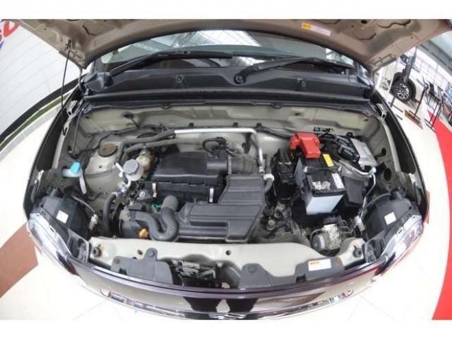 ハスラーG 4WD　ワンオーナー車5速マニュアル4WDアイドリングストップ横滑り防止装置CDシートヒーター社外アルミホイールキーレスエントリー 660