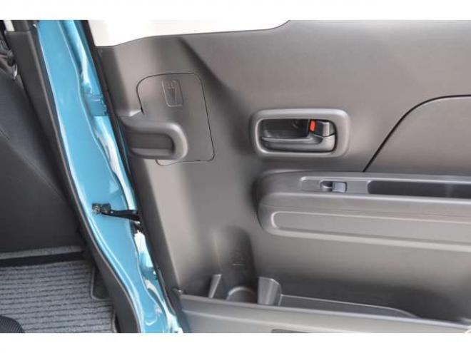 ワゴンRFX 4WD　ワンオーナー車5速マニュアル4WDセーフティサポート搭載デュアルカメラブレーキサポート後退時ブレーキサポート横滑り防止装置ドライブレコーダーシートヒーター 660