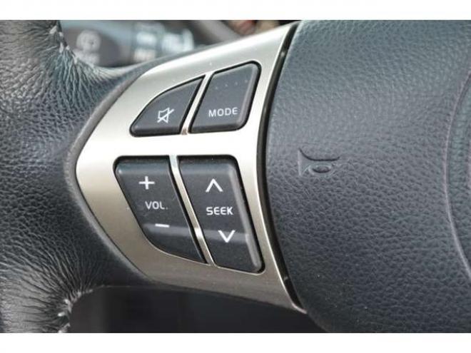 エスクード2.4 ランドブリーズ 4WD　ワンオーナー特別仕様車4WD横滑り防止装置サンルーフ社外ディスプレイオーディオバックカメラETCハーフレザーシートヒーターHIDライトクルーズコントロール 2400