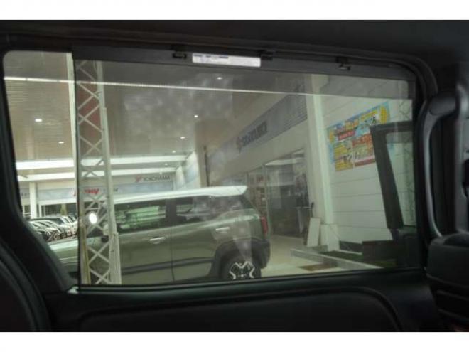 ヴォクシー2.0 ZS 煌III 4WD　ワンオーナー7人乗り4WD寒冷地仕様車トヨタセーフティセンスプリクラッシュセーフティ7インチワイドナビTVバックカメラ両側オートスライドドアETCハイビームアシストLEDヘッドライトクルーズコントロール 2000