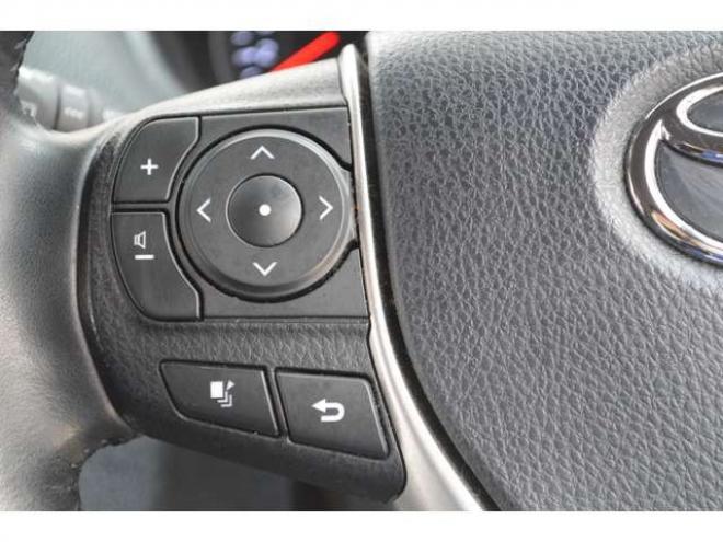 ヴォクシー2.0 ZS 煌III 4WD　ワンオーナー7人乗り4WD寒冷地仕様車トヨタセーフティセンスプリクラッシュセーフティ7インチワイドナビTVバックカメラ両側オートスライドドアETCハイビームアシストLEDヘッドライトクルーズコントロール 2000