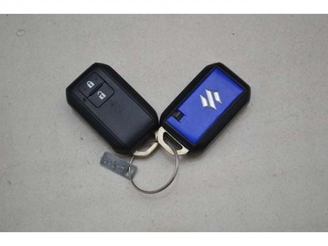 クロスビー1.0 ハイブリッド MX スズキ セーフティ サポートパッケージ装着車 4WD　ワンオーナー車ハイブリット4WDターボセーフティサポート搭載LEDパッケージ装着車8インチナビTVパドルシフト横滑り防止装置デュアルセンサーブレーキサポート後退時ブレーキサポート 1000