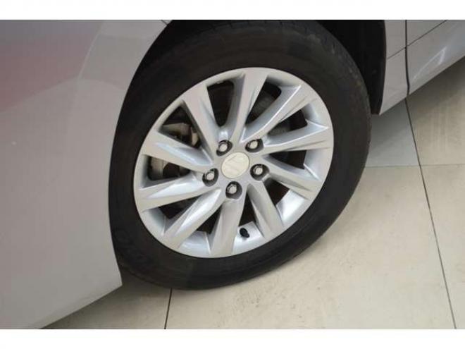 ランディ2.0 G 4WD　ワンオーナー車8人乗り4WDセーフティサポート搭載プリクラッシュセーフティ両側オートスライドドア9インチナビTVバックカメラETCレーダークルーズコントロールLEDドラレコシートヒーター 2000