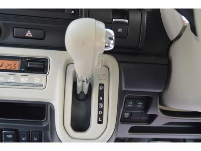 ワゴンRスマイルハイブリッド X 4WD　ハイブリッド4WDセーフティサポート搭載スズキコネクト対応通信機装着車アイドリングストップ両側オートスライドドア全方位モニター付9インチナビTVバックカメラアダプティブクルーズコントロールLEDライト 登録済未使用車 660