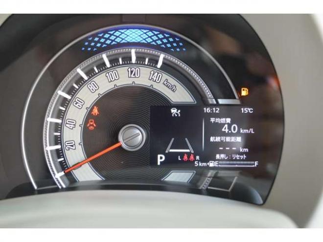 ワゴンRスマイルハイブリッド X 4WD　ハイブリッド4WDセーフティサポート搭載スズキコネクト対応通信機装着車アイドリングストップ両側オートスライドドア全方位モニター付9インチナビTVバックカメラアダプティブクルーズコントロールLEDライト 登録済未使用車 660