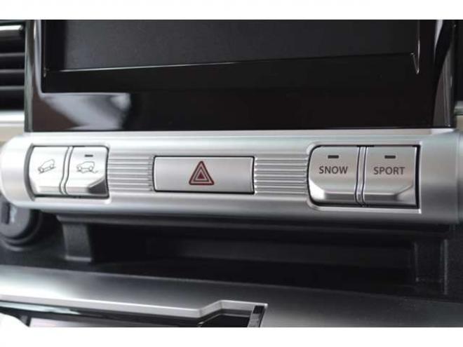 クロスビー1.0 ハイブリッド MZ 4WD　ワンオーナー車ハイブリッド4WDターボセーフティサポート搭載アイドリングストップ全方位モニター付8インチナビTVバックカメラアダプティブクルーズコントロールハイビームアシストLEDドライブレコーダー 1000