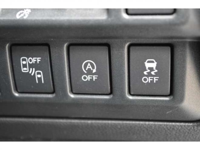 インプレッサスポーツ 2.0 i-S アイサイト 4WD　ワンオーナー車アイサイト4WDアイドリングストップ8インチ純正ナビTVバックカメラETCパワーシートLEDライトアダプティブクルーズコントロール18インチアルミパーキングセンサー 2000