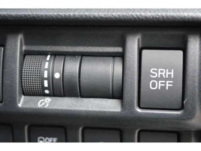 インプレッサスポーツ 2.0 i-S アイサイト 4WD　ワンオーナー車アイサイト4WDアイドリングストップ8インチ純正ナビTVバックカメラETCパワーシートLEDライトアダプティブクルーズコントロール18インチアルミパーキングセンサー 2000