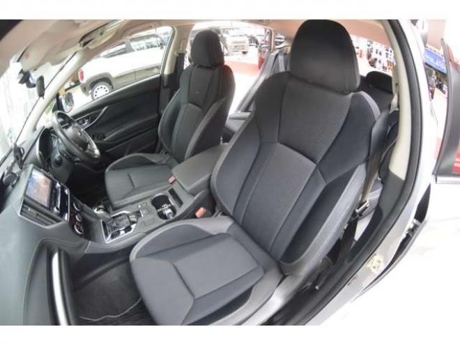 インプレッサスポーツ 2.0 i-S アイサイト 4WD　ワンオーナー車アイサイト4WDアイドリングストップ8インチ純正ナビTVバックカメラETCパワーシートLEDライトアダプティブクルーズコントロール18インチアルミパーキングセンサー 2000