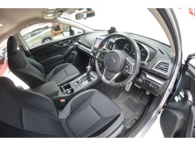インプレッサスポーツ 2.0 i-S アイサイト 4WD　ワンオーナー車アイサイト4WDアイドリングストップ8インチ純正ナビTVバックカメラETCパワーシートLEDライトアダプティブクルーズコントロール18インチアルミパーキングセンサー 2000