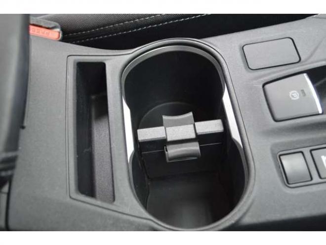 インプレッサスポーツ 2.0 i-S アイサイト 4WD　ワンオーナー車アイサイト4WDアイドリングストップ8インチ純正ナビTVバックカメラETCパワーシートLEDライトアダプティブクルーズコントロール18インチアルミパーキングセンサー 2000