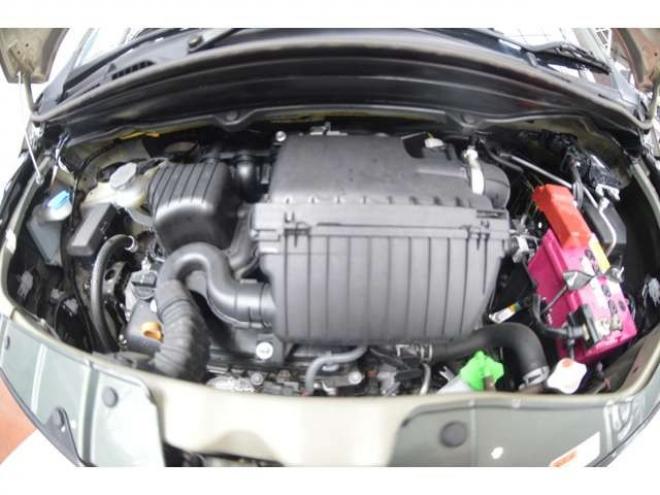 ワゴンRスティングレー ハイブリッド X 4WD　ワンオーナー車ハイブリッド4WDセーフティサポート搭載アイドリングストップ全方位モニター8インチナビTVハイビームアシスト付LEDライトETC横滑り防止装置ヘッドアップディスプレイ 660