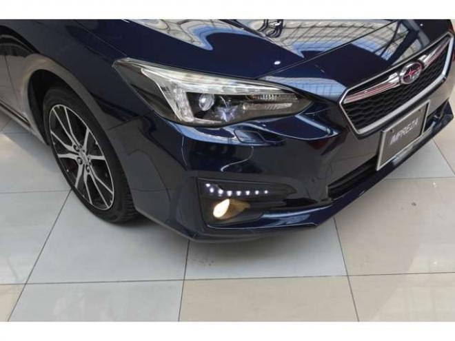 インプレッサスポーツ 2.0 i-L アイサイト 4WD　ワンオーナー車4WDパドルシフトアイサイトアイドリングストップ横滑り防止装置レーダークルーズコントロール純正8インチナビTVバックカメラブラインドスポットモニター前後ドラレコETCパーキングセンサーLEDライト 2000