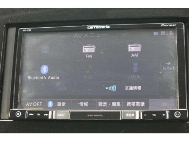 セレナ2.0 B 4WD　社外ナビ　バックカメラ　バックブザー　ETC　前側ドライブレコーダー　クルーズコントロール　オートライト　フォグランプ 2000