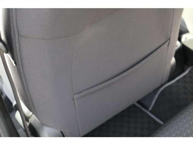 スイフト1.2 XL セーフティパッケージ装着車 4WD　CDプレイヤー　シートヒーター　パドルシフト　オートライト　アダプティブクルーズコントロール　車線逸脱警報 1200