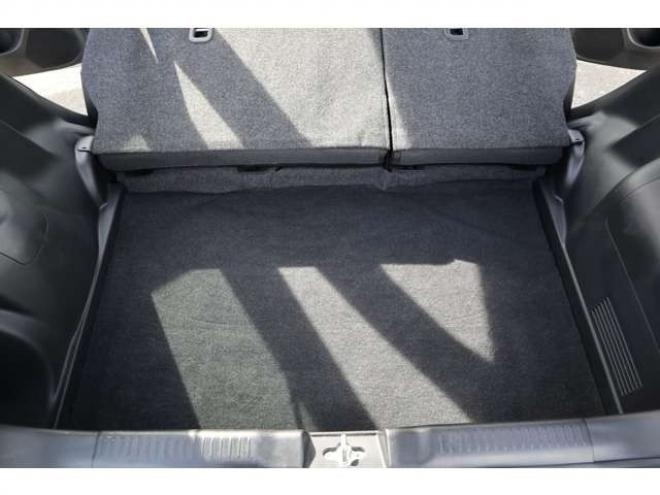 スイフト1.2 XL セーフティパッケージ装着車 4WD　CDプレイヤー　シートヒーター　パドルシフト　オートライト　アダプティブクルーズコントロール　車線逸脱警報 1200