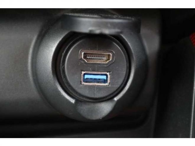 スイフトスポーツ 1.4 スズキ セーフティ サポート非装着車　純正フルセグナビ　ETC　LEDヘッドライト　オートライト　クルーズコントロール　　シートヒーター　ステアリングリモコンスイッチ 2WD 1400