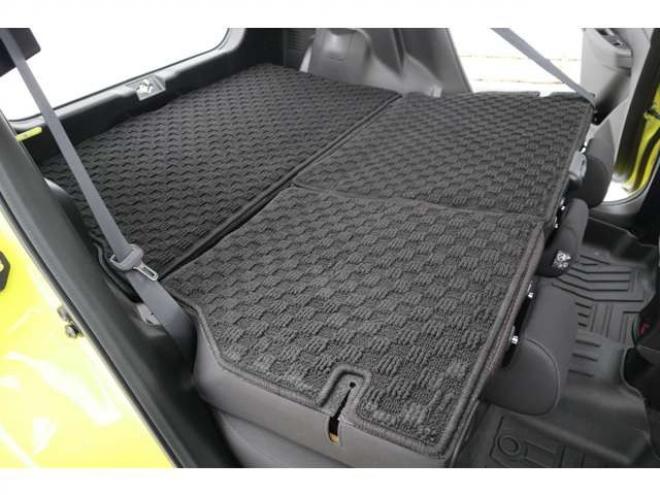 スイフトスポーツ 1.4 スズキ セーフティ サポート非装着車　純正フルセグナビ　ETC　LEDヘッドライト　オートライト　クルーズコントロール　　シートヒーター　ステアリングリモコンスイッチ 2WD 1400